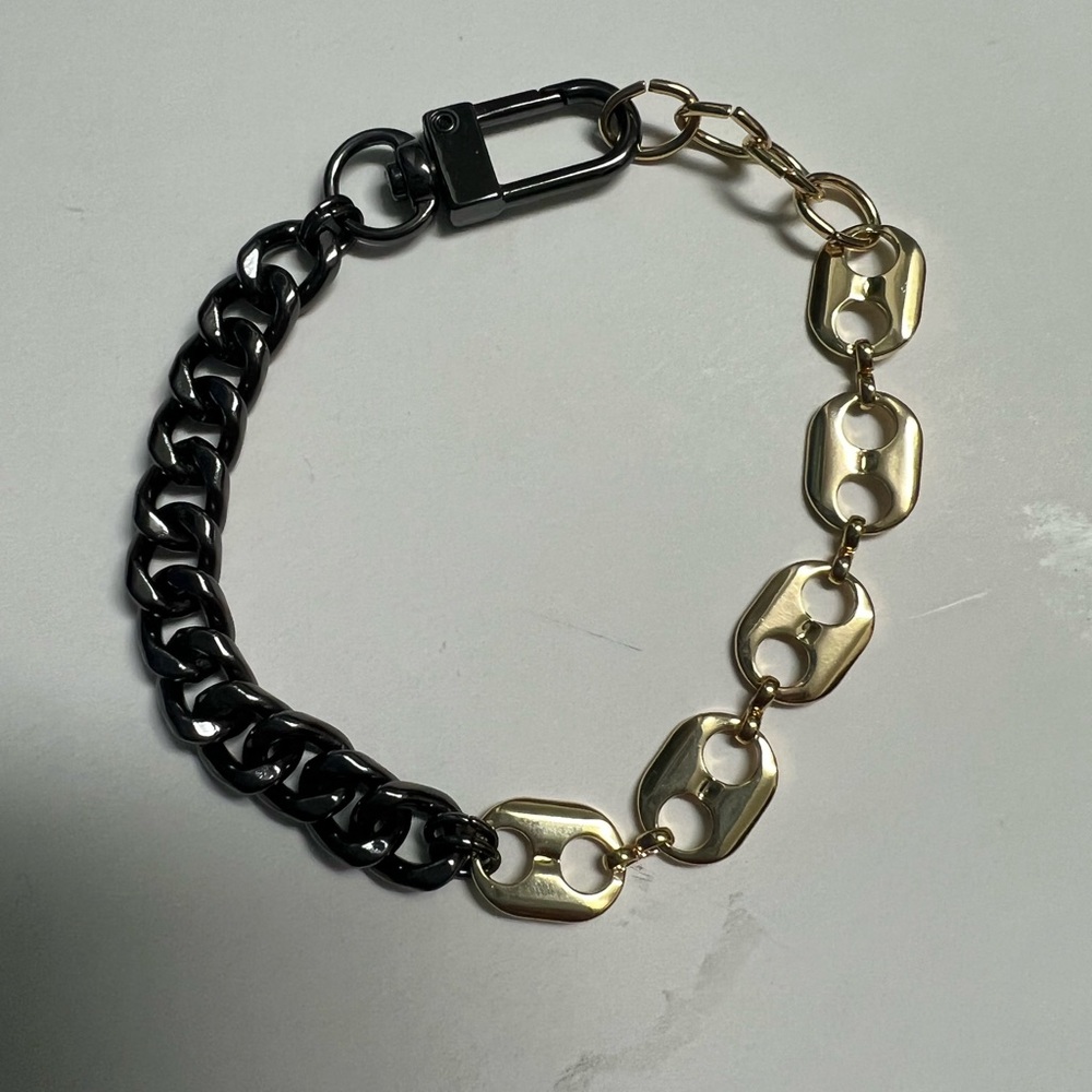 Two-toned chain bracelet   Gold and hematite.  One size.  Brand new.